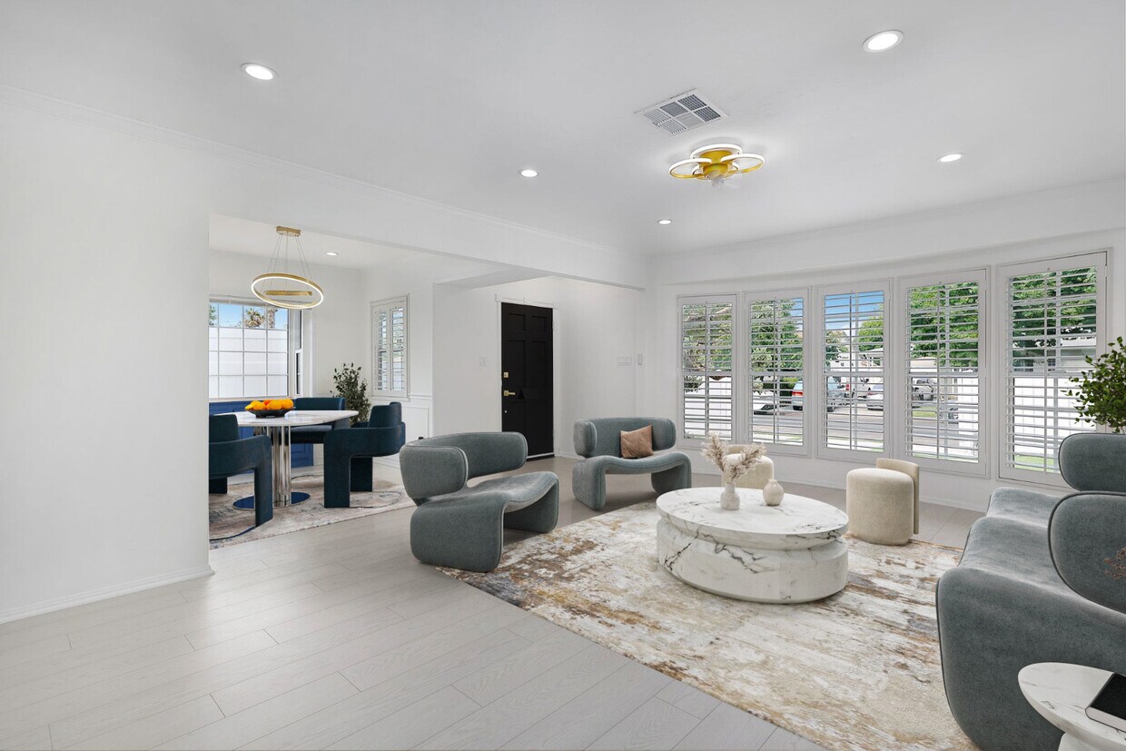Foto principal - 6636 Saloma Ave