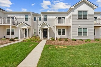 Building Photo - 462 Comstock Rd