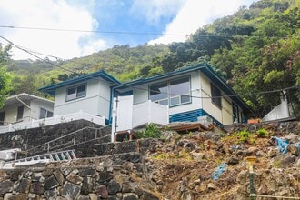 Building Photo - 2343 Kuahea St