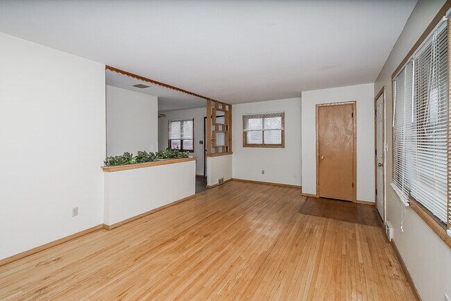 Foto del edificio - 5600 Vera Cruz Ave N
