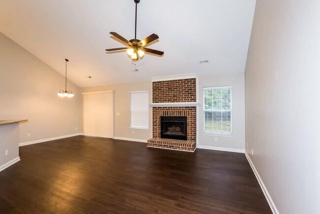 Foto del edificio - 13113 Peacock Ln