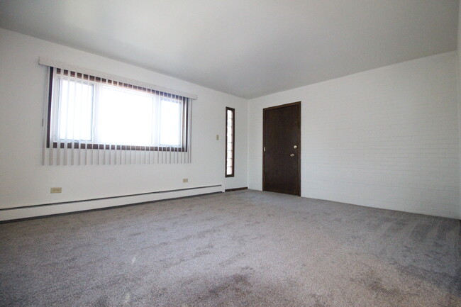 Building Photo - 2707 123rd St