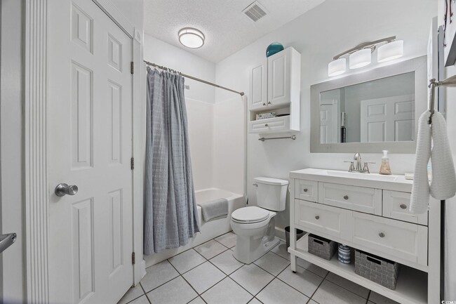 Building Photo - 4846 Carnation Cir
