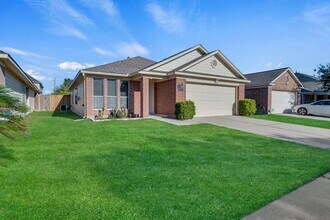 Building Photo - 15938 Wisteria Hill St