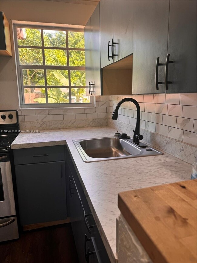 Building Photo - 3761 SW 45th Terrace