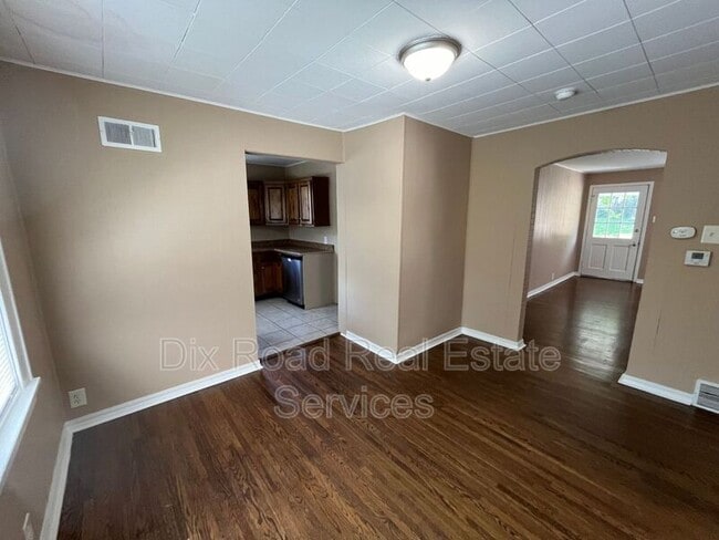 Building Photo - 412 Burton Rd