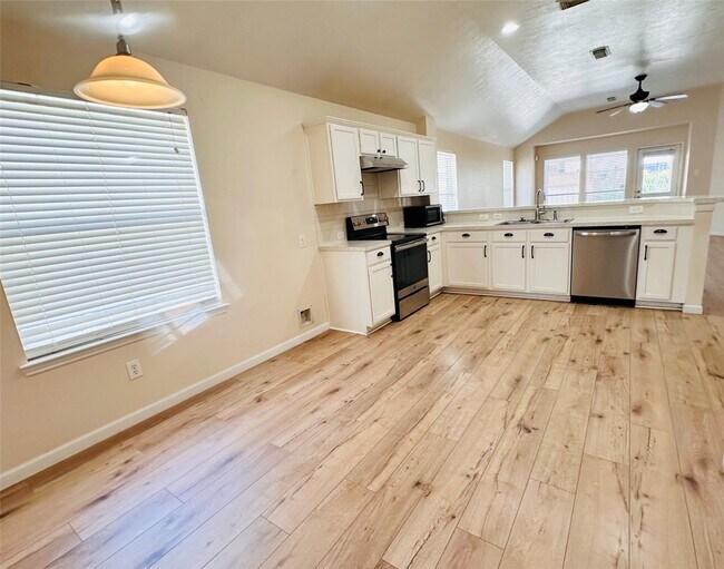 Foto del edificio - 17310 Brookhollow Mist Ct