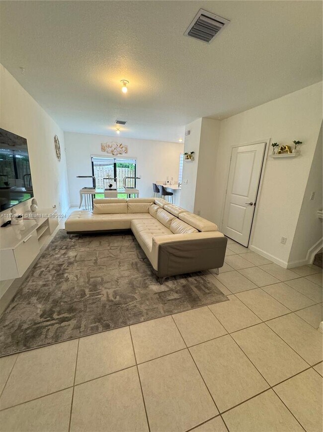 Foto del edificio - 25814 SW 144th Ct