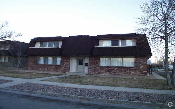 Primary Photo - 503 W Geneseo St