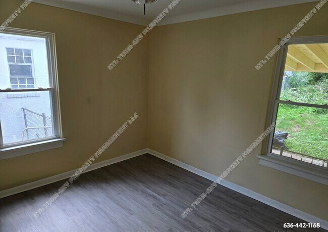 Building Photo - 3340 Werder Dr