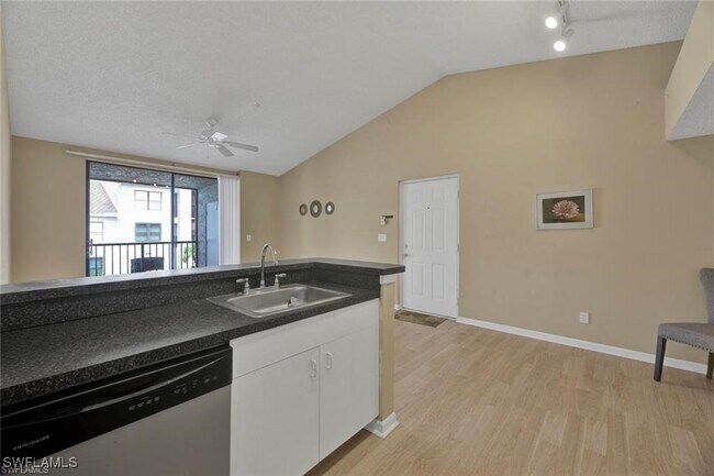 Foto del edificio - 13521 Eagle Ridge Dr