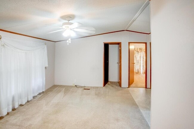 Building Photo - 121 Monticello Pl
