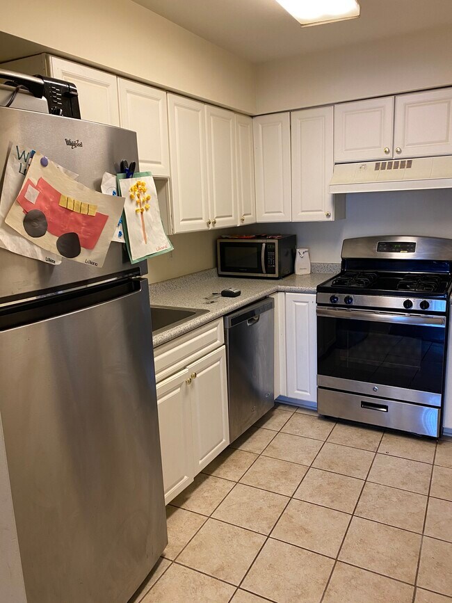 Foto del edificio - 4 Bergen Ridge Rd