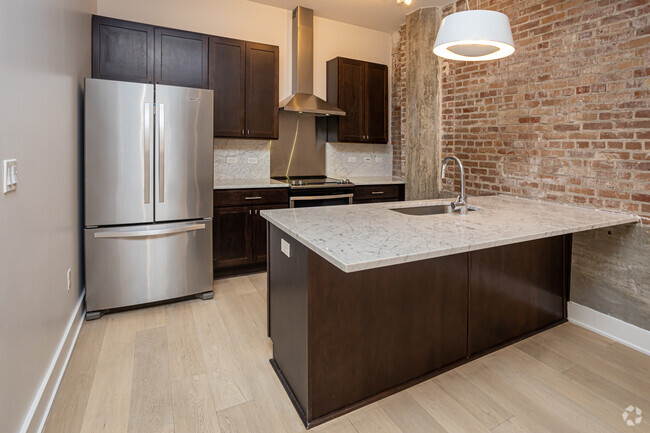 1BR, 1BA - 848SF - The Annex Luxury Apartments