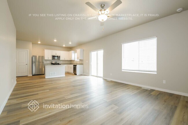 Foto del edificio - 7203 Dolores Ave