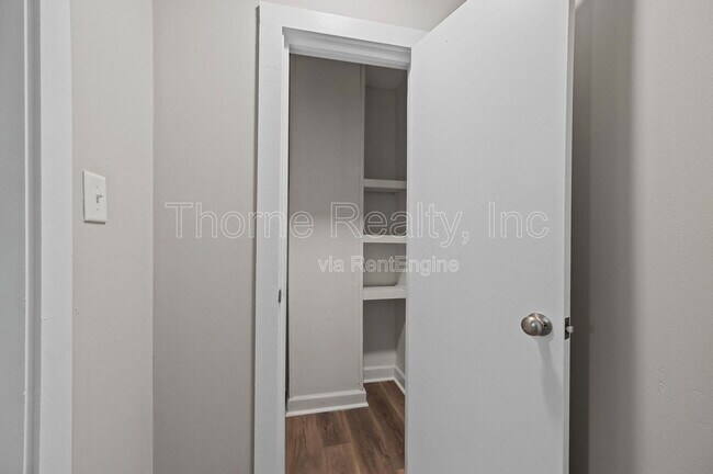 Foto del edificio - 2501 St Andrew St