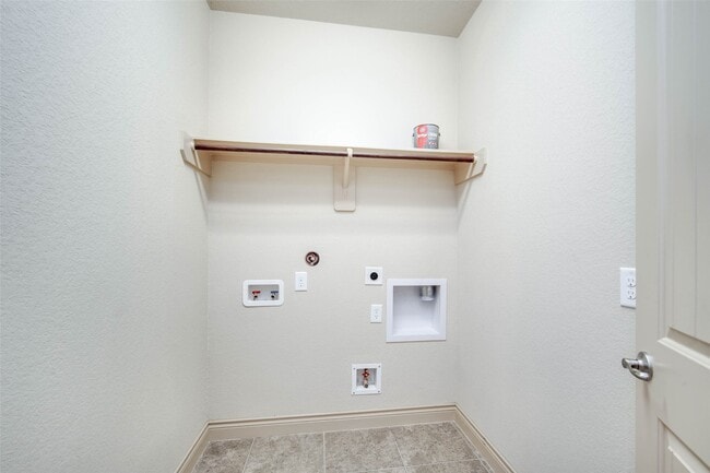 Building Photo - 24111 Valencia Ridge Ln