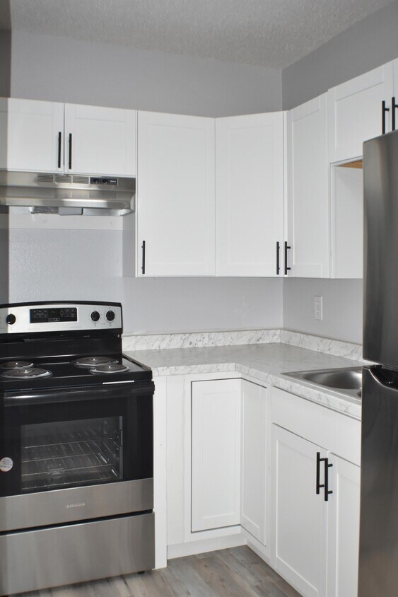 Primary Photo - 450 Chipeta Ave