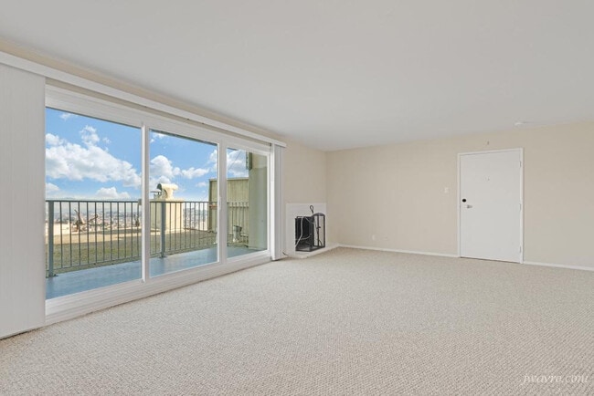 Building Photo - 755 Burnett Ave