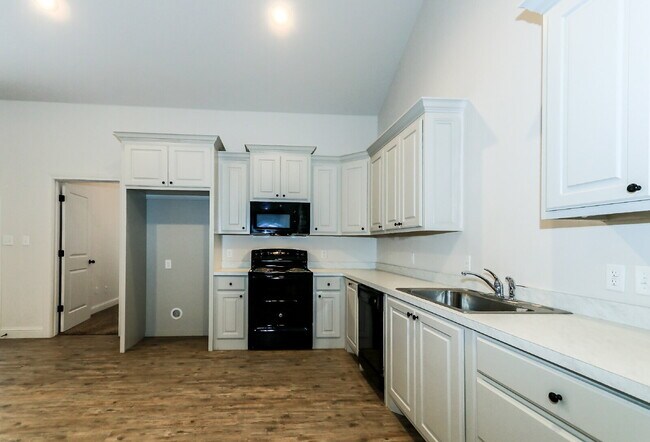 Foto del edificio - New Cooper Meadows Subdivision!/ Limited Time Half Off First Full Month's Rent