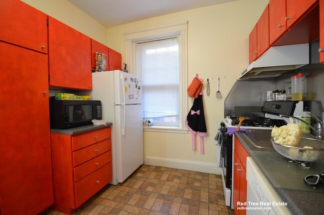 Foto del edificio - 1982 Commonwealth Avenue