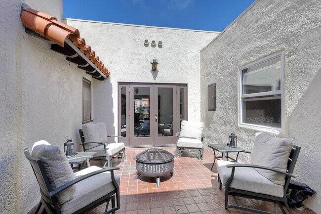 Foto del edificio - Wonderful remodeled La Jolla House with oc...