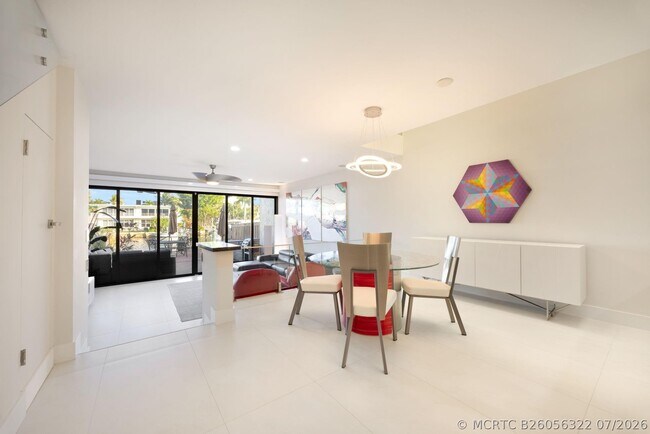 Foto del edificio - 424 Hendricks Isle