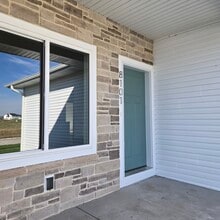 Building Photo - 8101 Kallum Dr