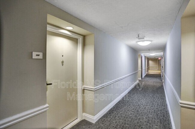 Building Photo - 555 NE 15th St