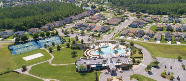 Foto del edificio - 21831 Adriatic Ln