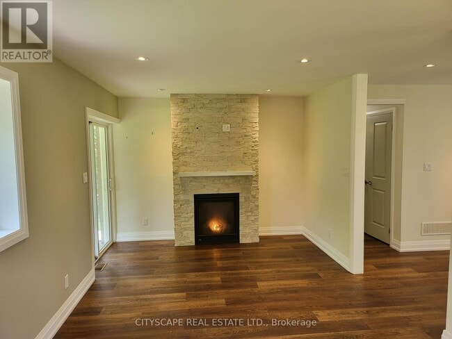 Building Photo - 1605 Bowmanville Ave