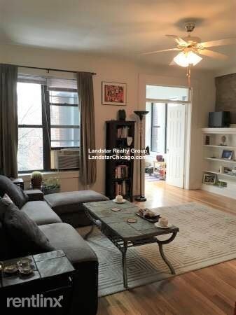 Building Photo - 1 br, 1 bath Apartment - 1356 W Winnemac Ave