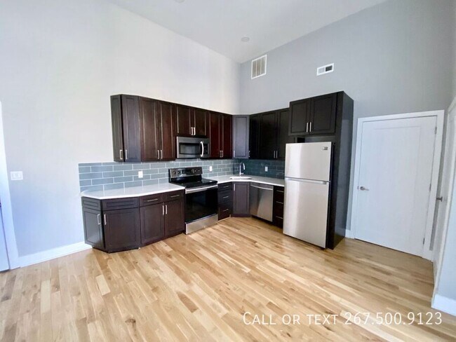 Photo - 1523 W Girard Ave Apartment