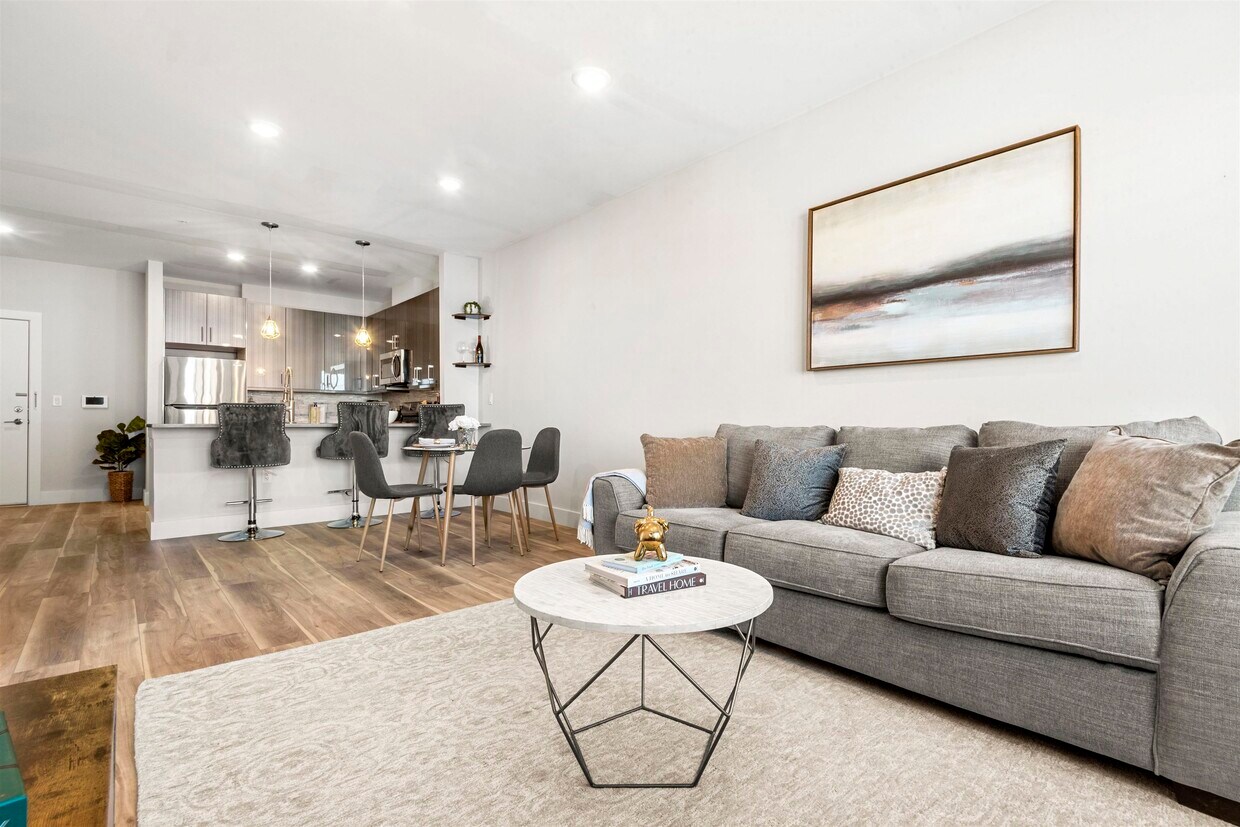 Primary Photo - 271 Sip Ave