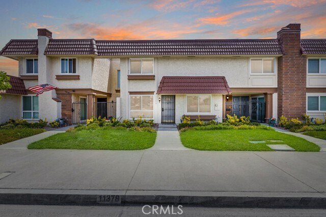 Foto principal - 11378 Holder St