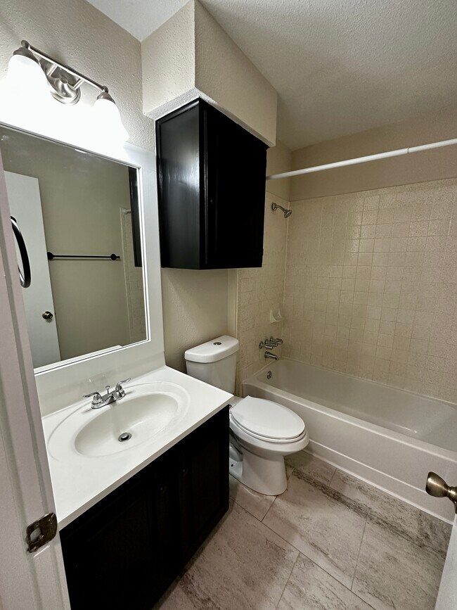Building Photo - 9812 Willers Way