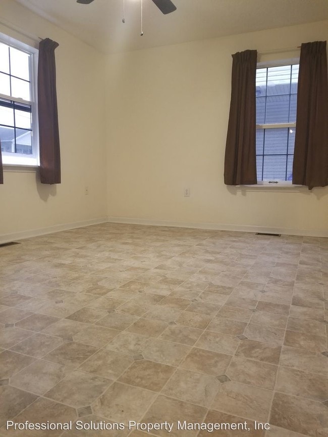 Building Photo - 2 br, 1 bath House - 24 Fourth Street