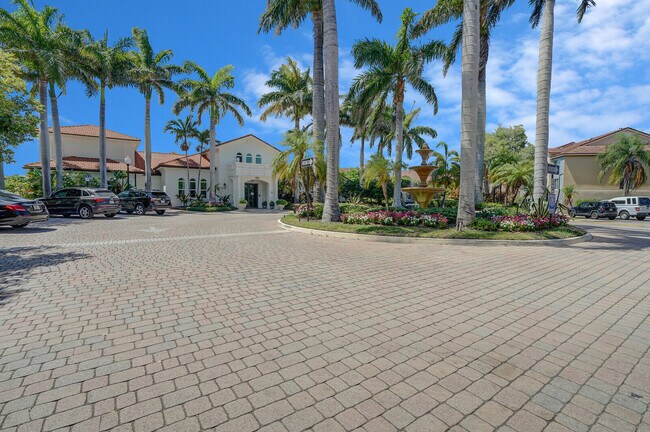 Foto del edificio - 611 Villa Cir