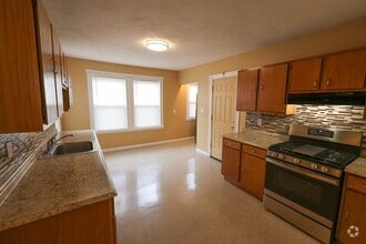 Building Photo - 42 Corona St