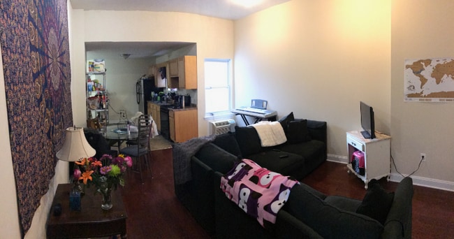 Photo - 1514 W Diamond St Apartment