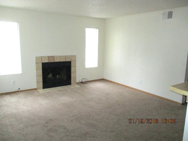 Building Photo - 1884 Nebula Dr