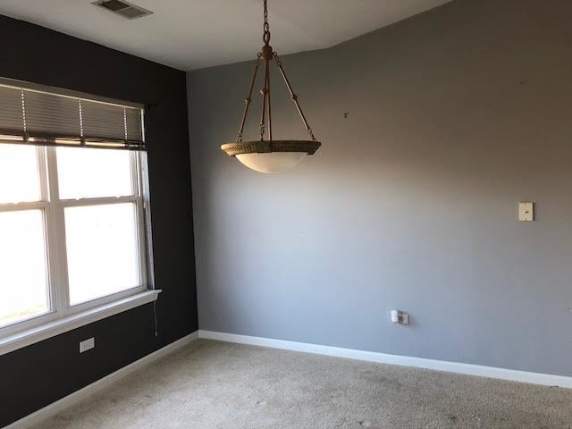 Building Photo - 1100 Stratford Ct