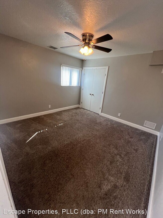 Building Photo - 1 br, 1 bath House - 156 N. 300 W.