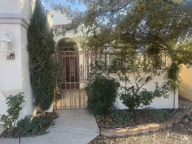 Building Photo - 2232 San Felipe