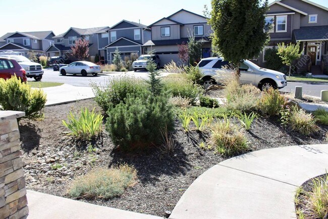 Foto del edificio - SW Bend Home Close to Old Mill & Deschutes River Trail