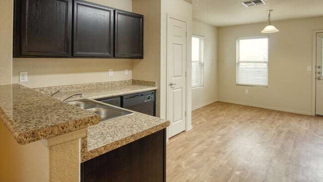 Building Photo - 10507 Goose Way