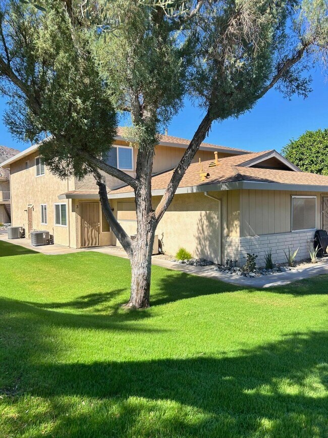 Foto del edificio - 46917 CA-74