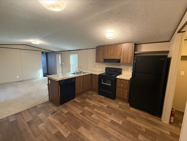 Building Photo - 2876 Democrat Rd