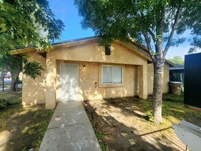 Building Photo - 928 K St