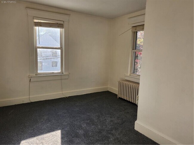 Building Photo - 80 Verplanck Ave